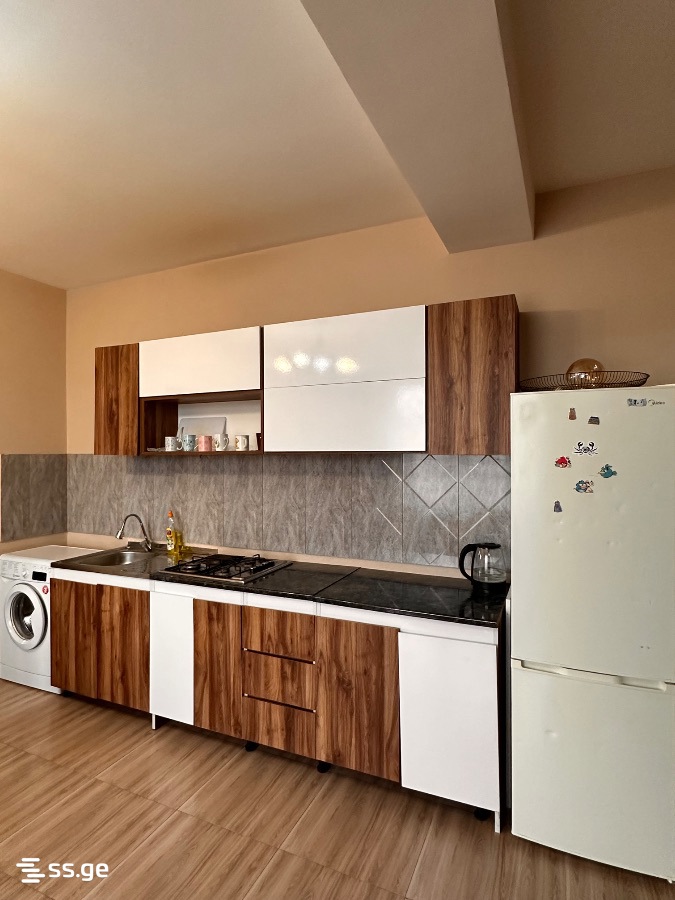 K. Eristavi st. 7 - 3 rooms