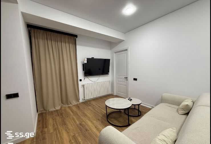 Arzakan Emukhvari st. 10 - 3 rooms