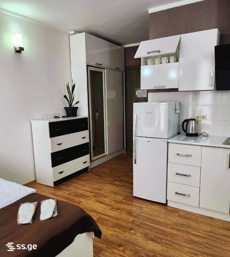 4 - 1 rooms