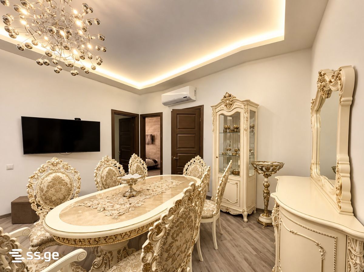 Burdzgla st. 74 - 4 rooms