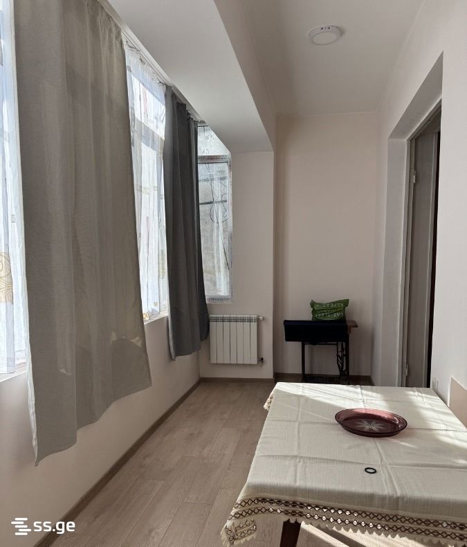 Kazbegi avenue 9 - 3 rooms
