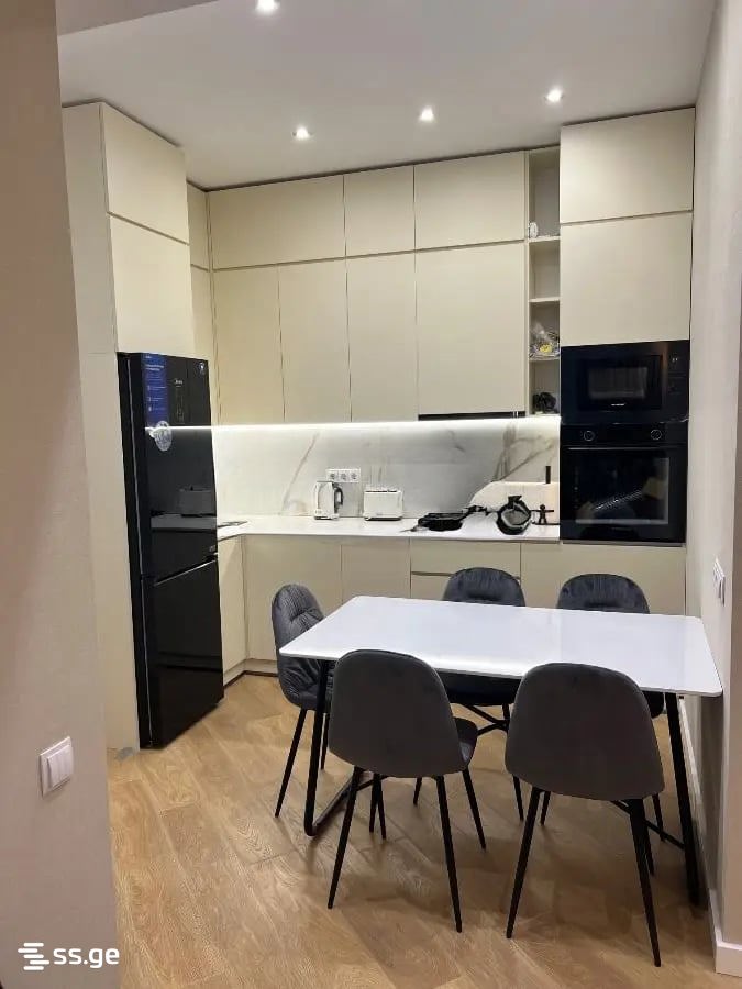 Holbruki st. 4 - 3 rooms