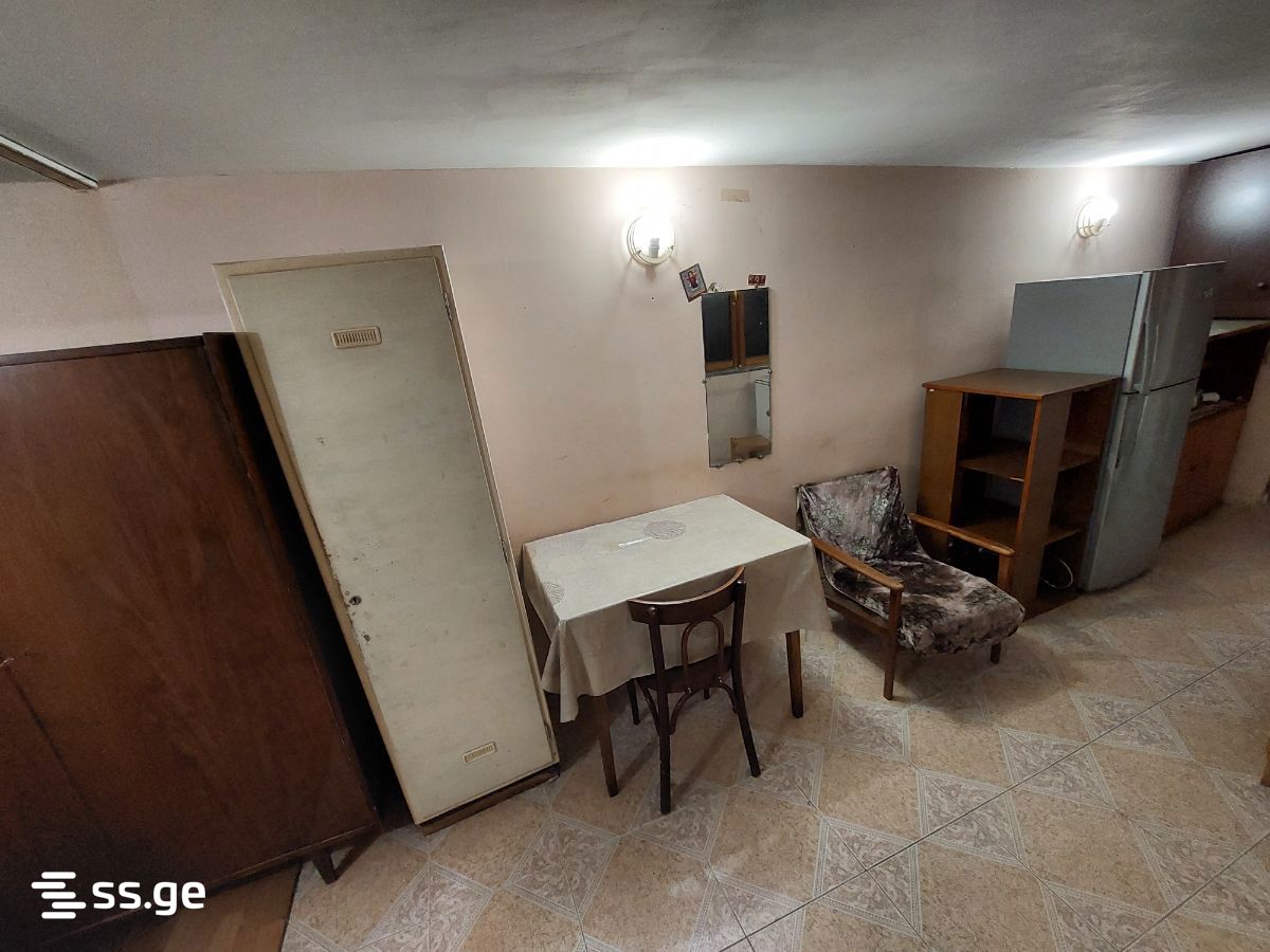 toidze st. 41 - 1 rooms