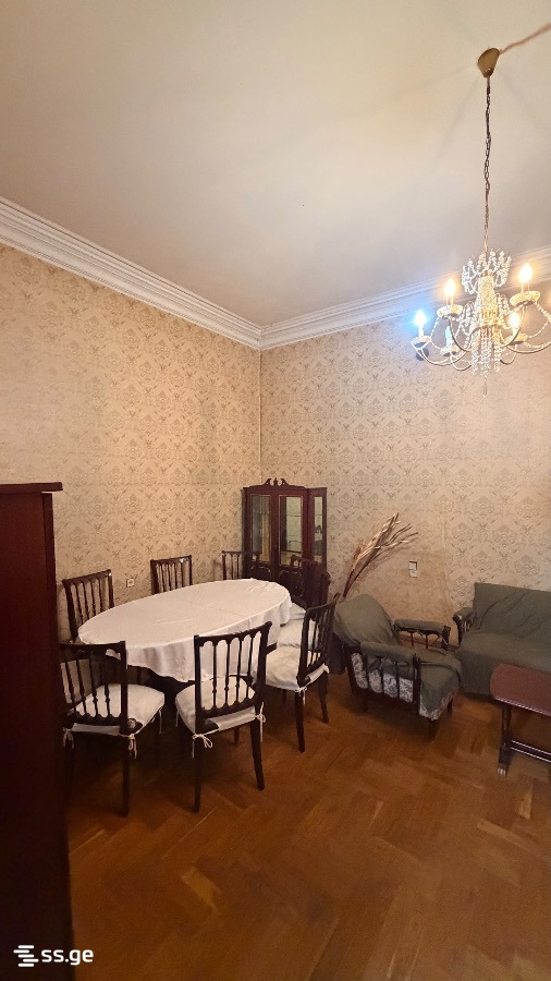 g. tabidze st. 15 - 3 rooms