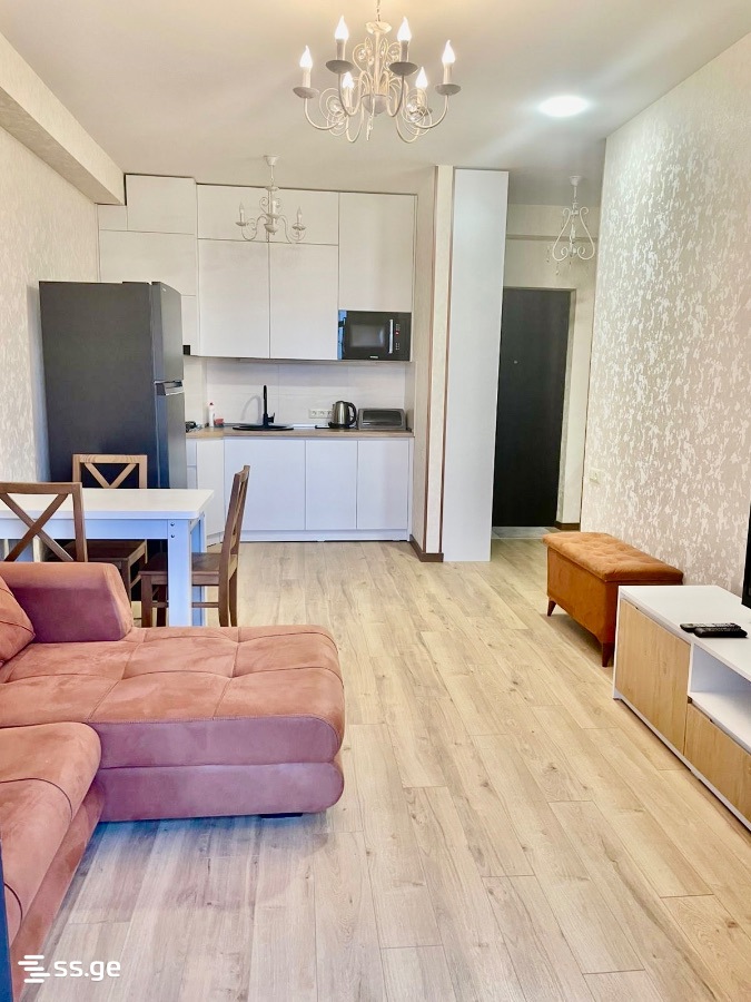parnavaz mepe avenue 8 - 2 rooms