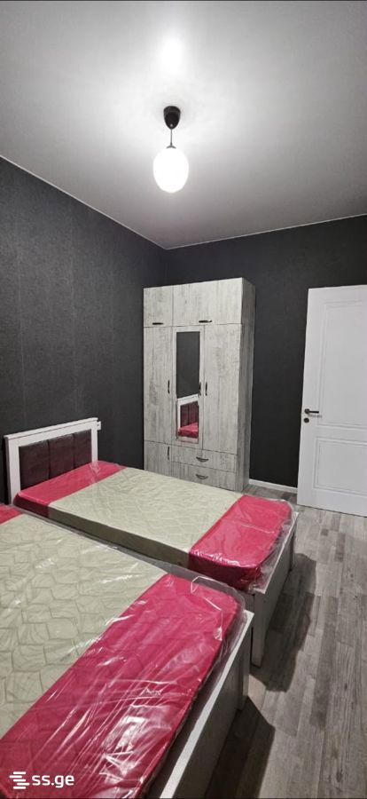Vepkhistkaosnis st. ვეფხიტყაოსნის90 - 2 rooms