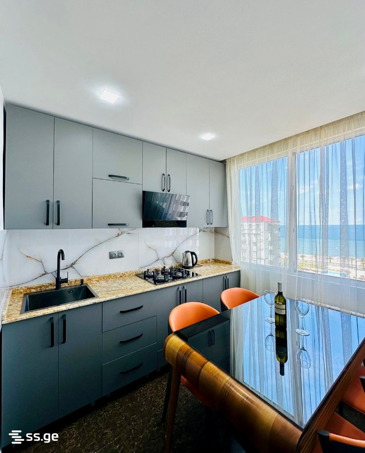6 - 4 rooms