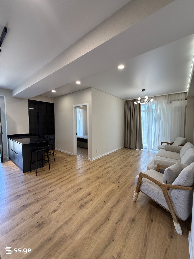 Kikvidze st. 4 - 3 rooms