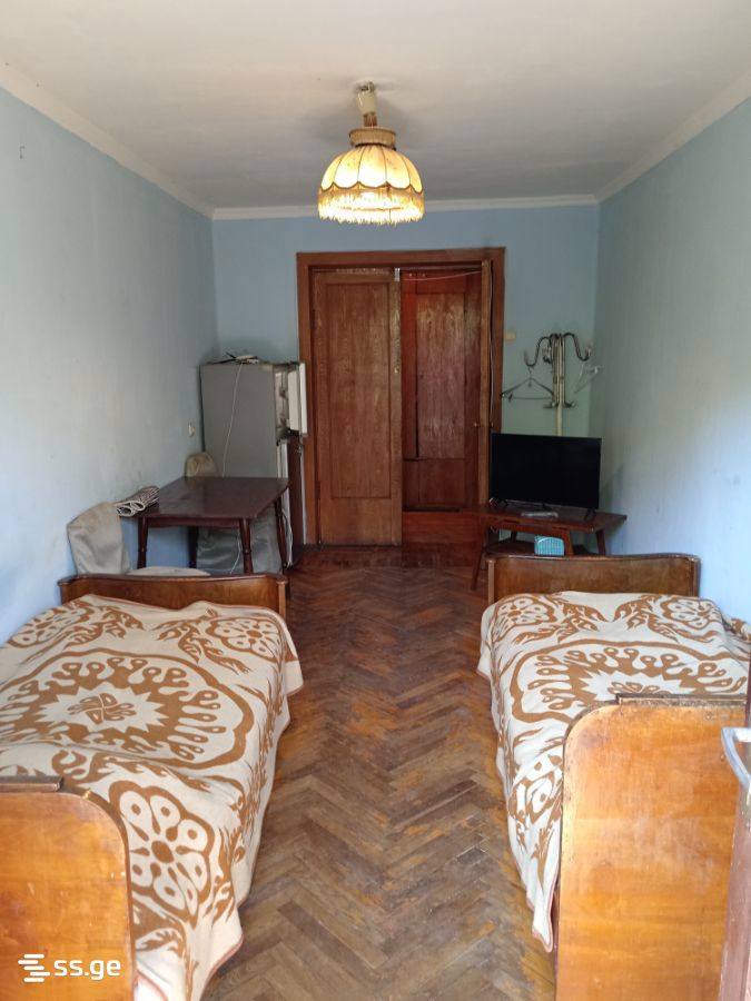 a.wereTlis avenue 0 - 1 rooms