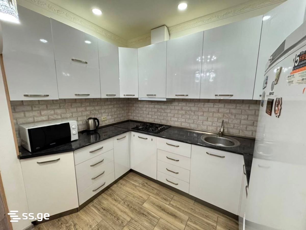 Pushkin st. 5 - 3 rooms