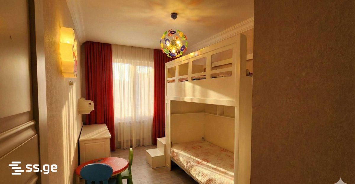 B.Kvernadze st. 35 - 5 rooms
