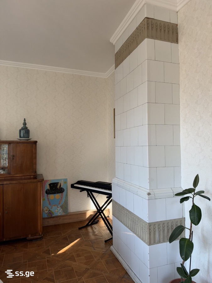 eristav-khoshtaria st. 4 - 3 rooms