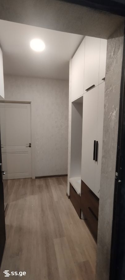 universiteti st. 46 - 3 rooms