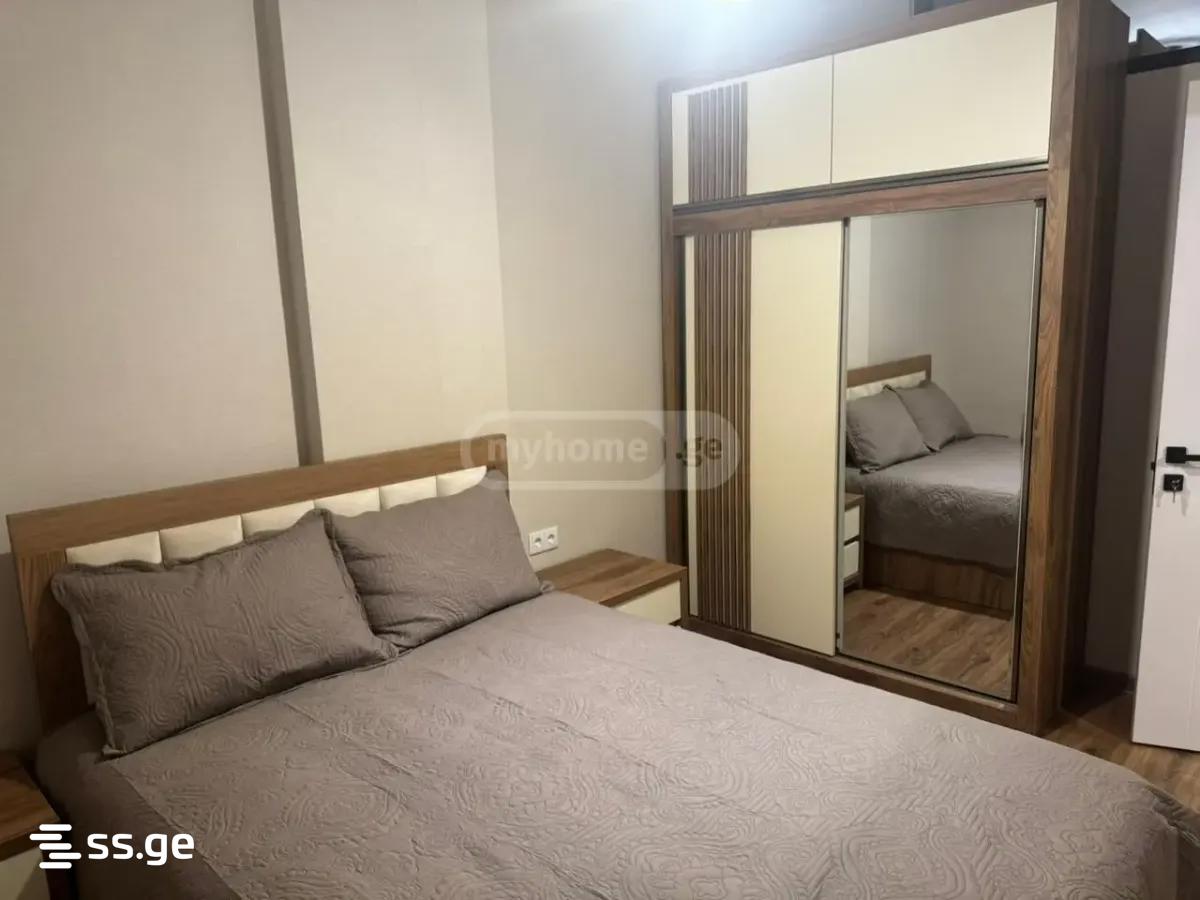 Andronikashvili st. 2 - 3 rooms