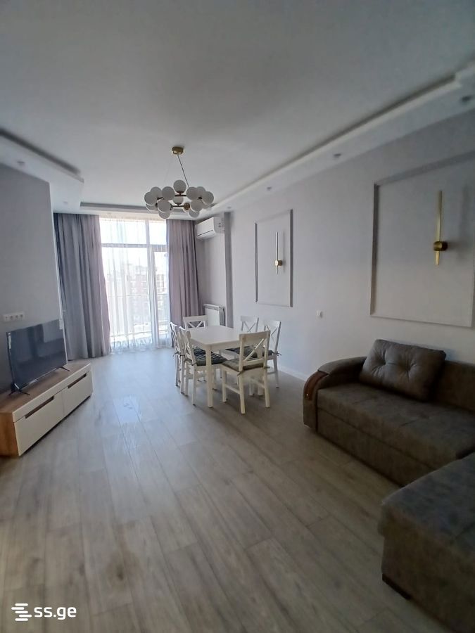 196 - 4 rooms