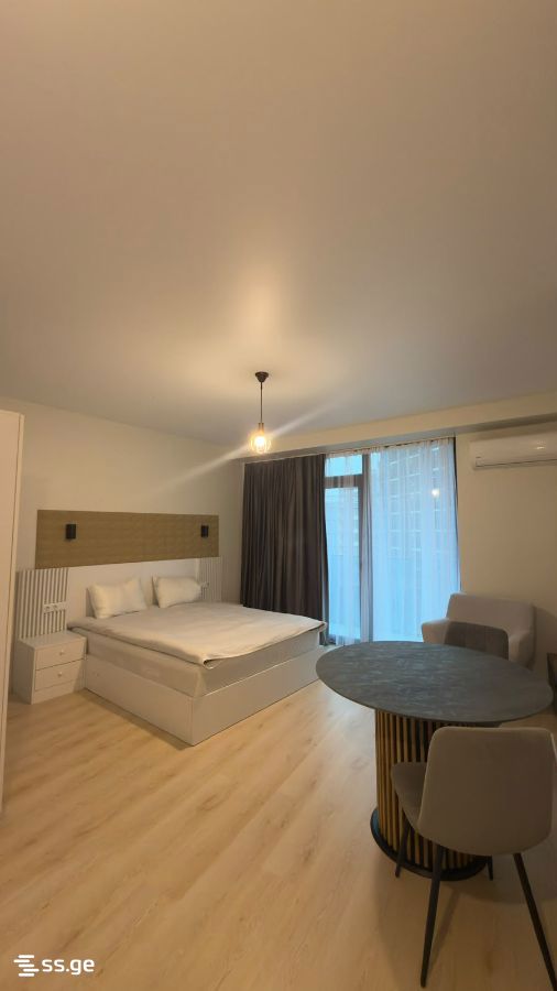 Lech and Maria Kaczynski street 1 - 1 rooms