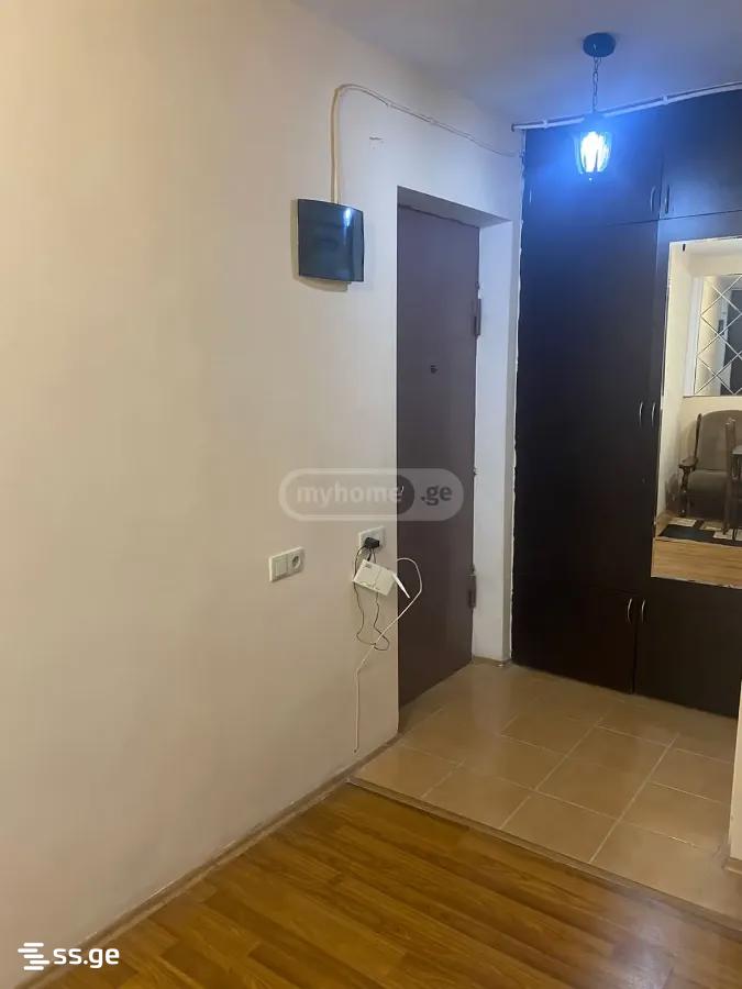ул. Бакуриани 8 - 2 rooms