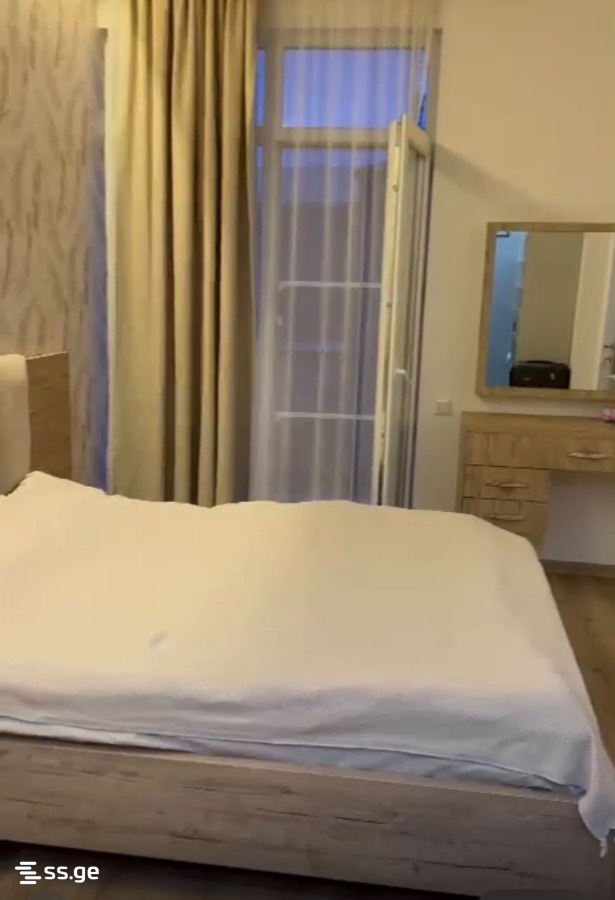 11 - 3 rooms