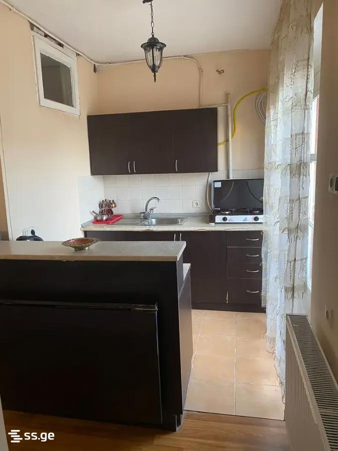 bakhtrioni st. 8 - 2 rooms
