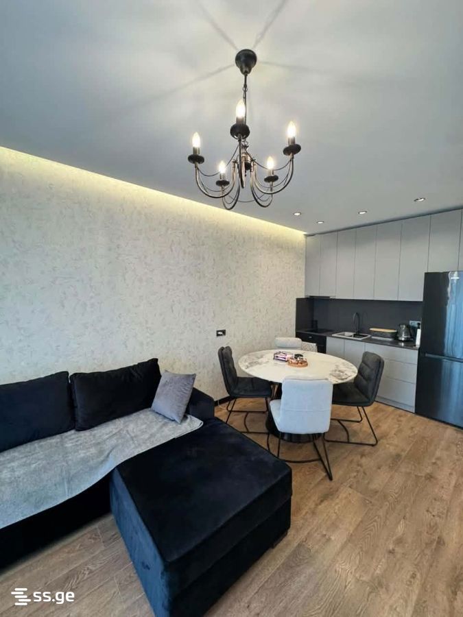 131 - 1 rooms