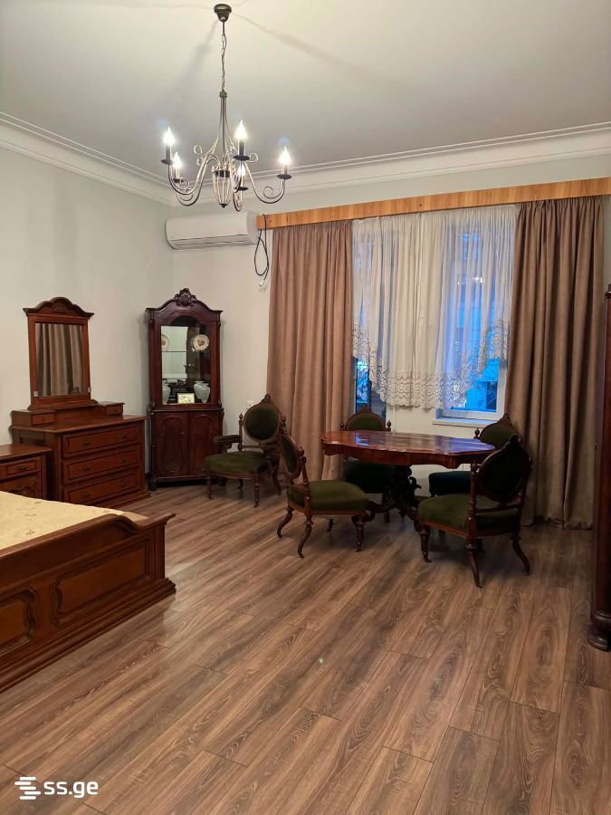 pekini st. 3 - 3 rooms