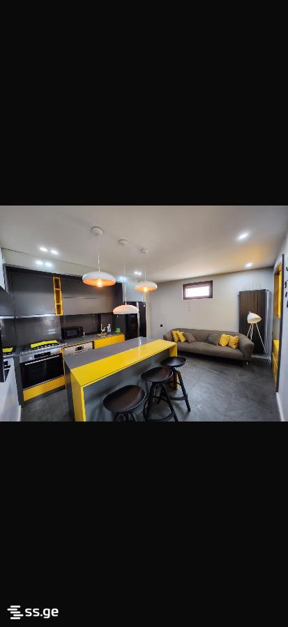6 - 5 rooms