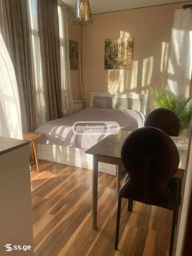 agmashenebeli ave 1 - 1 rooms