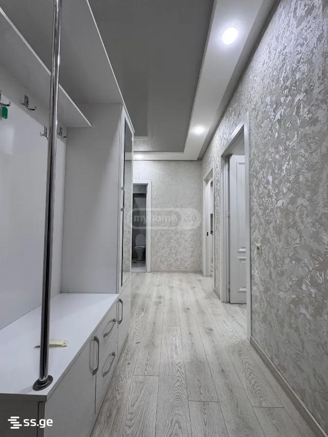 navtlugi st. 1 - 3 rooms