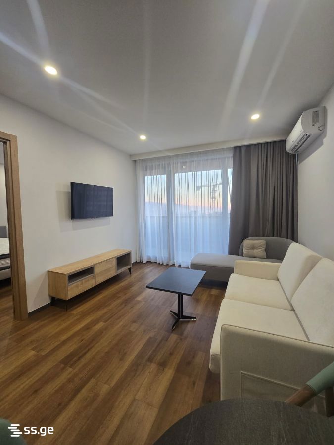 13 - 2 rooms