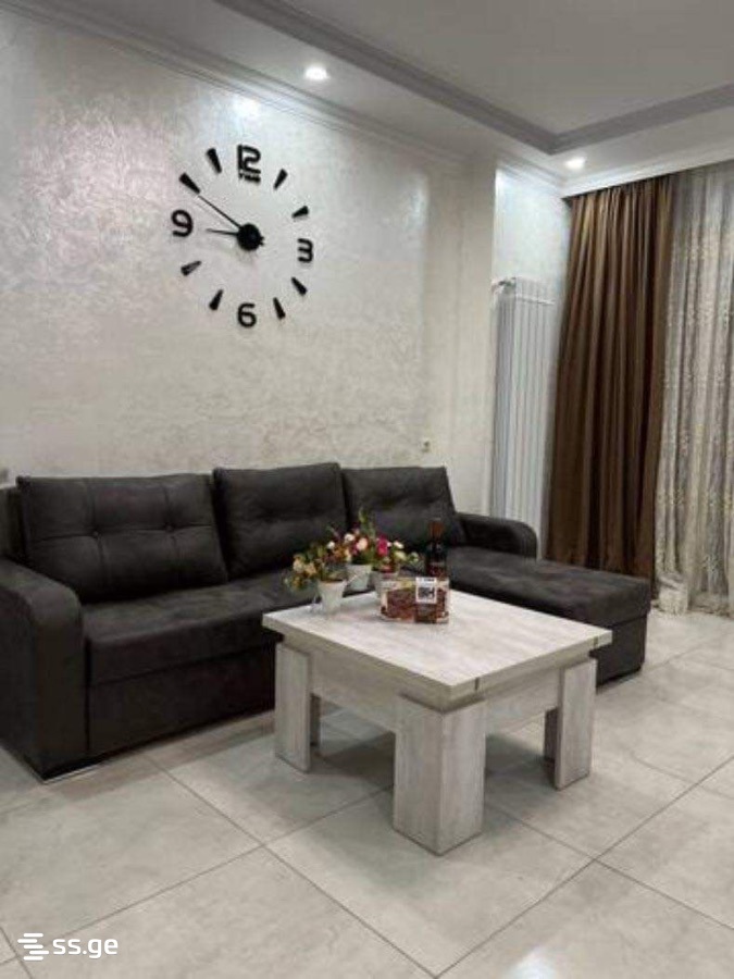. - 3 rooms