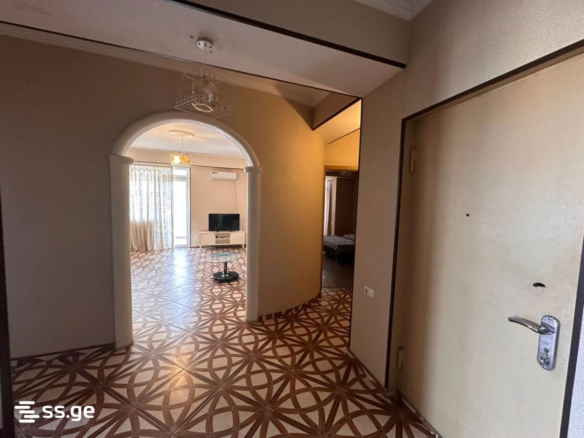panaskerteli st. 18ბ - 5 rooms