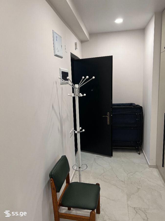 13 - 2 rooms