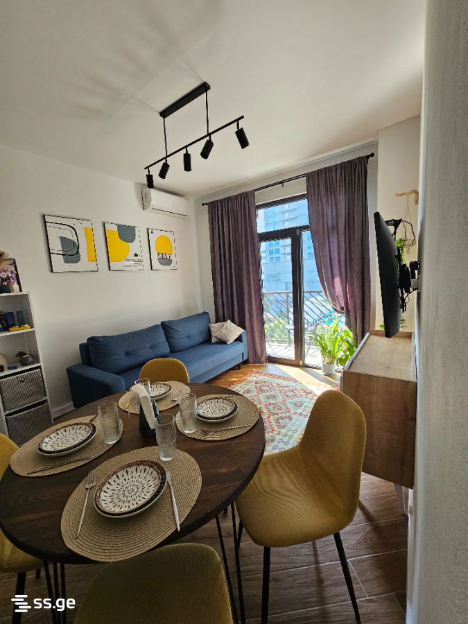 GR. Lortkipanidze st. 6 - 3 rooms