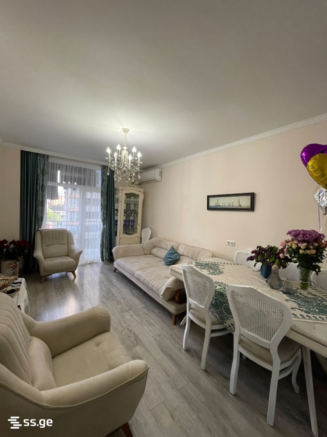 53 - 3 rooms