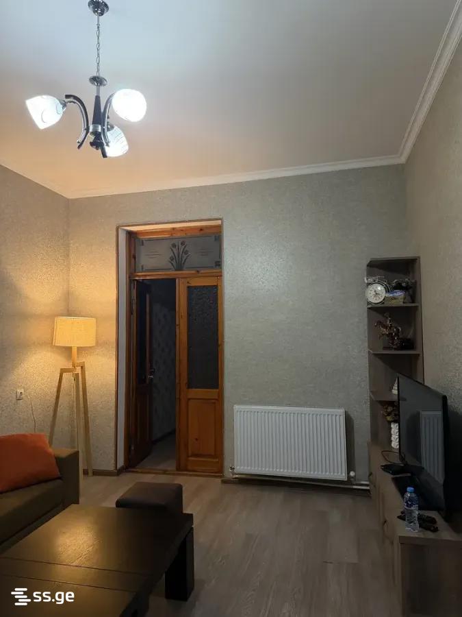 Gogoli st. 20 - 3 rooms