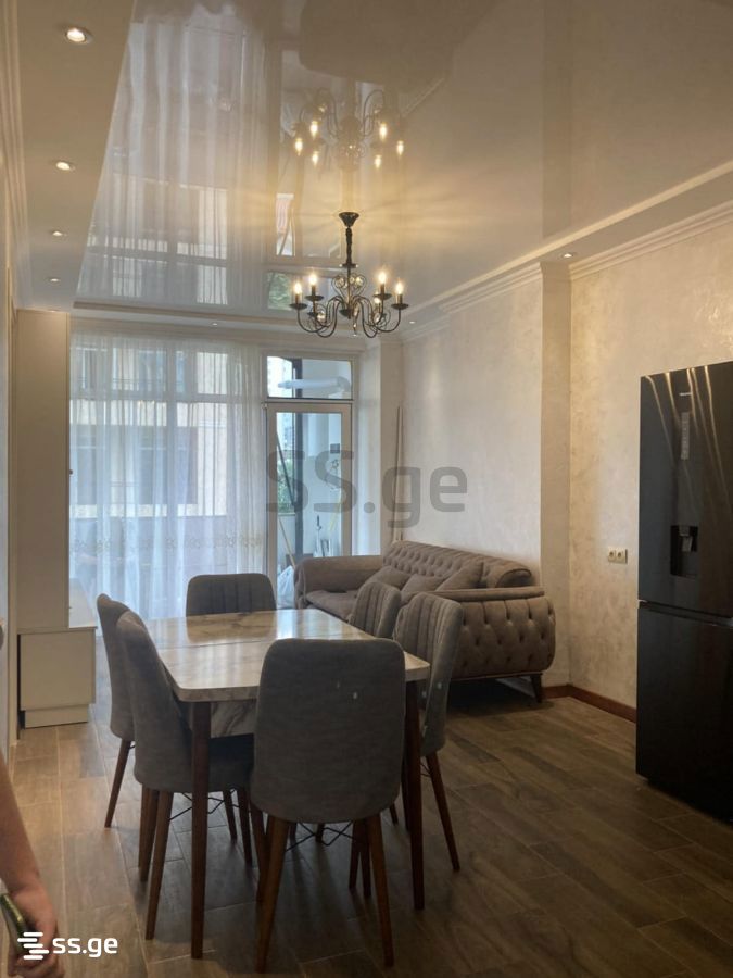 10 - 3 rooms