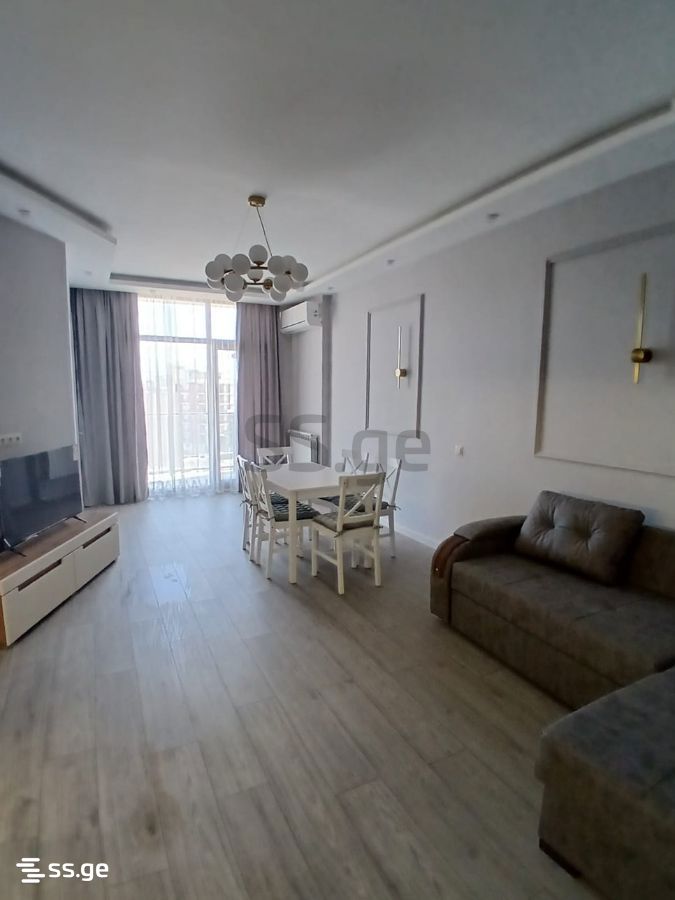 196I - 4 rooms