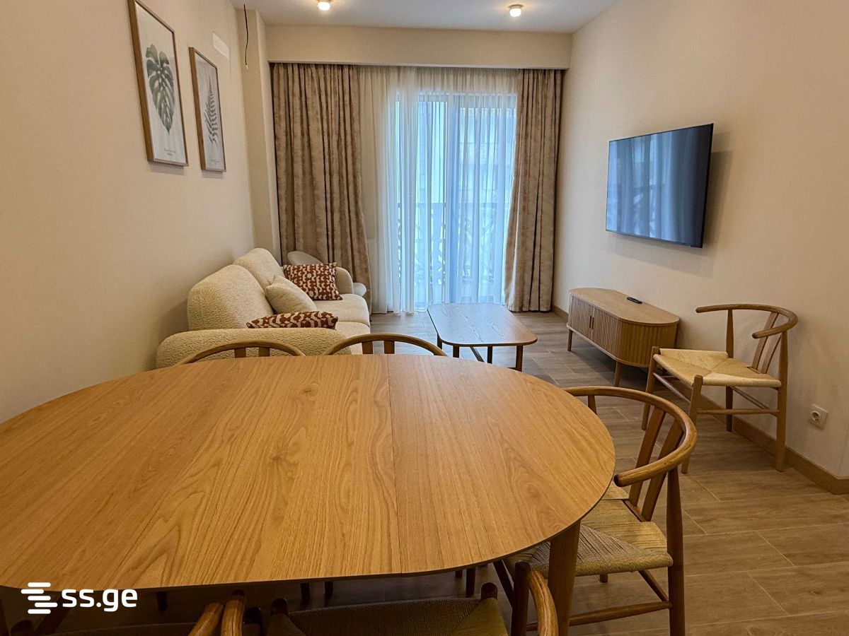 Marshal Archil Gelovani Ave. 1 - 3 rooms