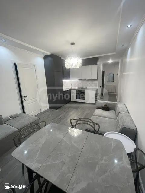 R. Nizharadze st. - 3 rooms