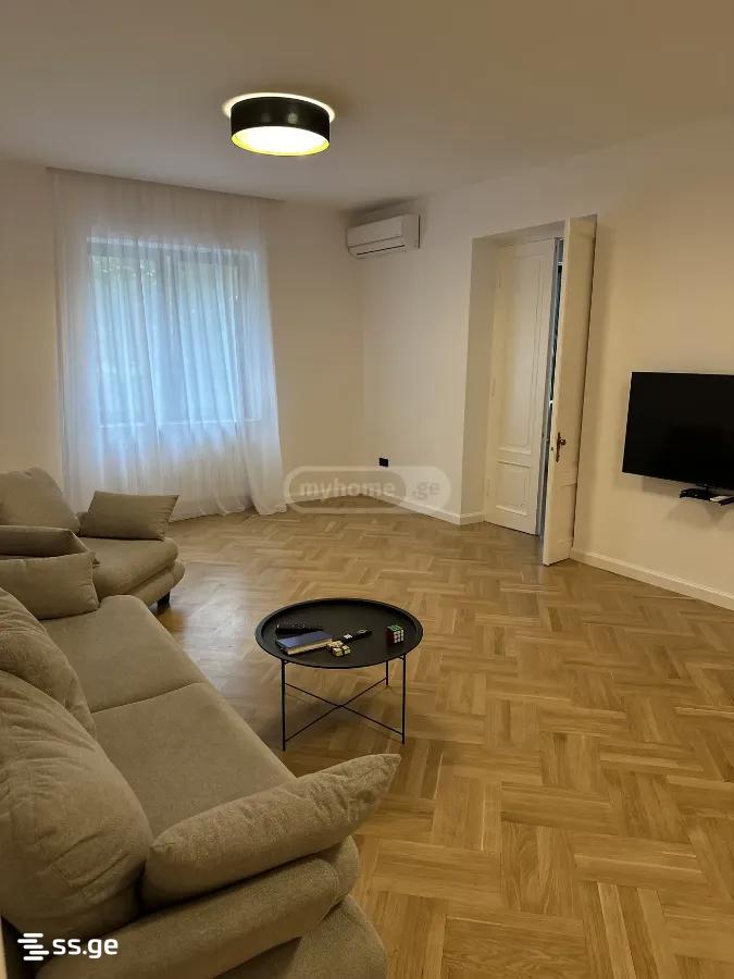 P. Datuashvili st. 2-82, 1-57 64 - 3 rooms