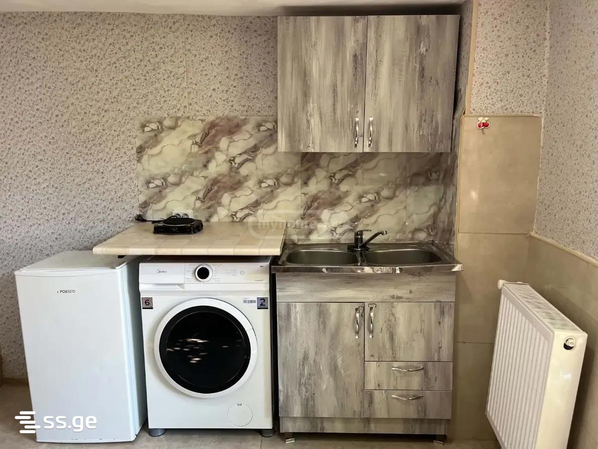 knolev st. 0 - 1 rooms
