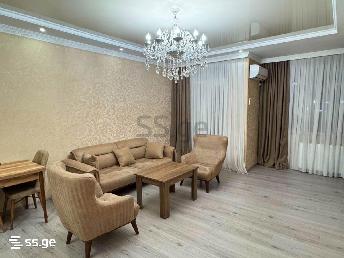 24 - 3 rooms