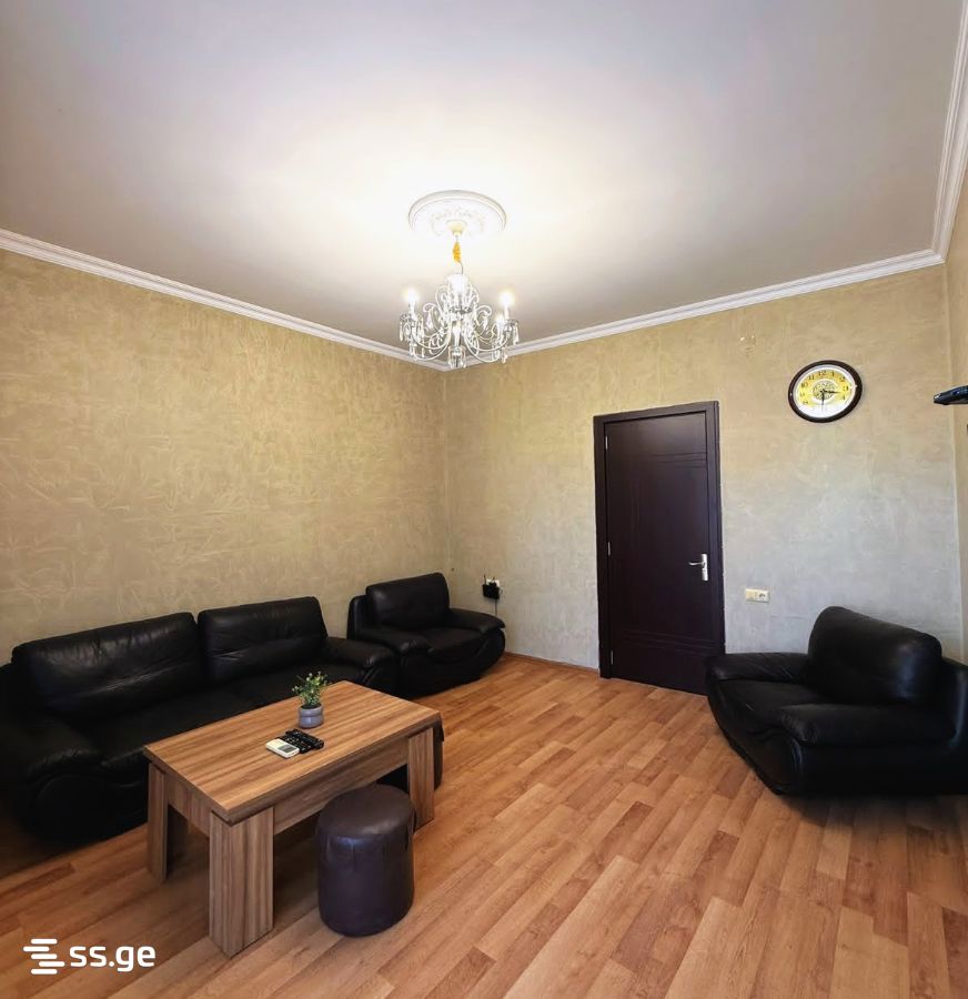 M. Lermontov Street 100 - 3 rooms