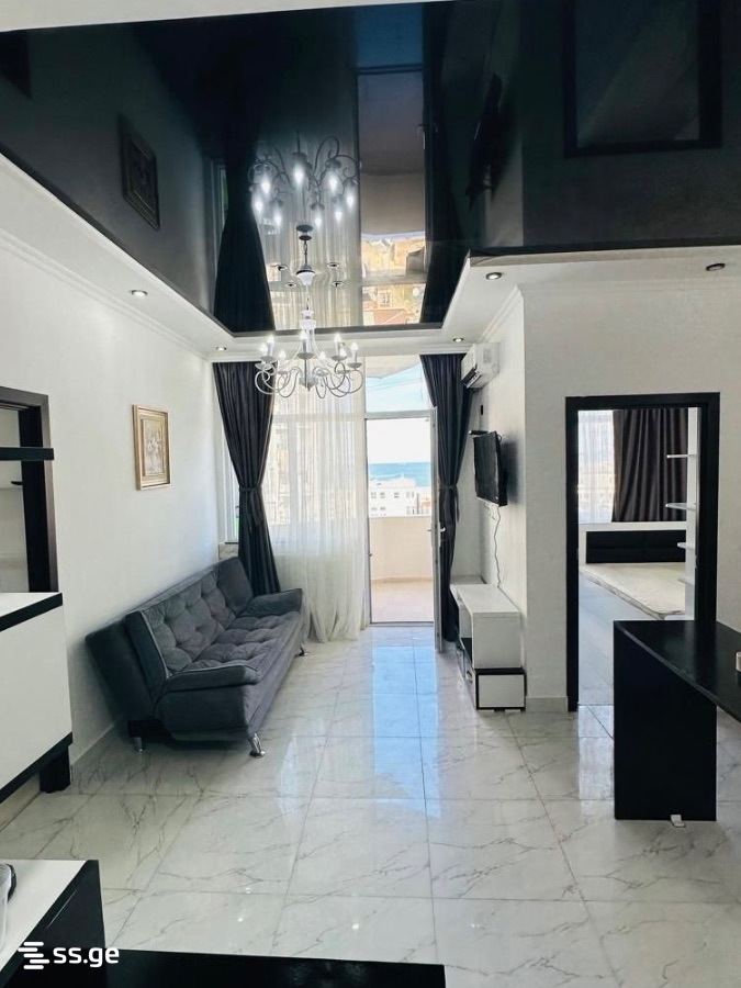 32 - 3 rooms