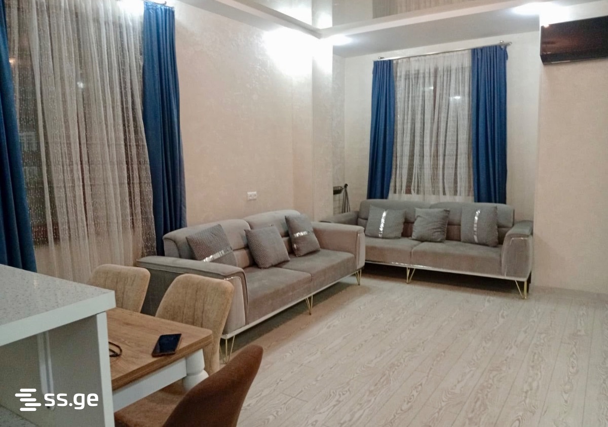 42 - 4 rooms