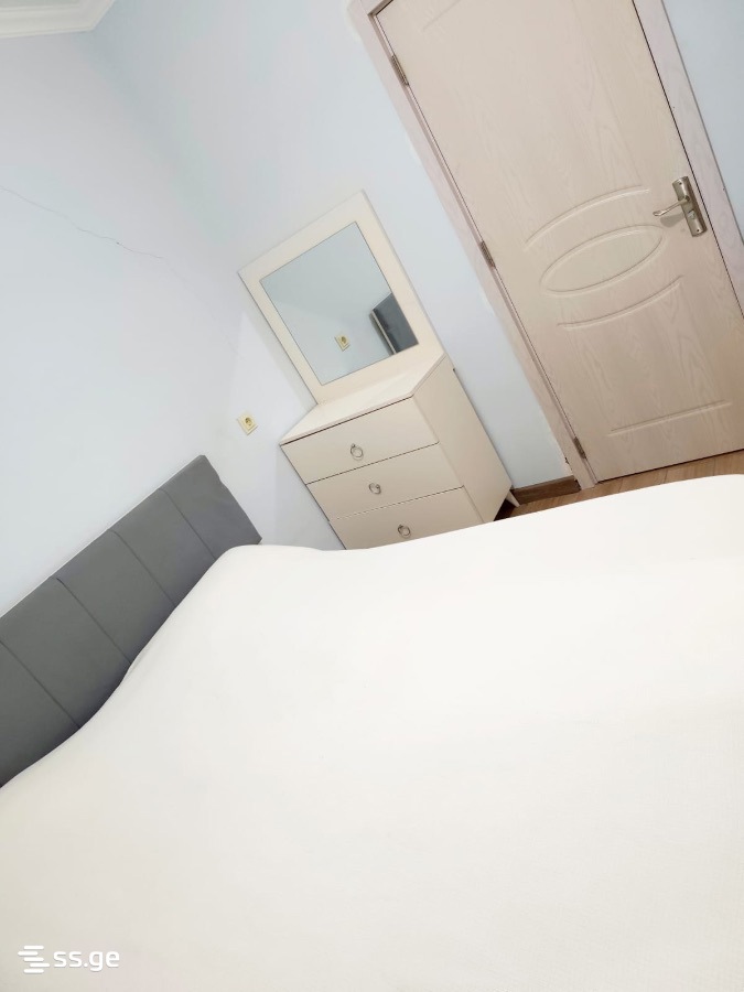 10 - 3 rooms