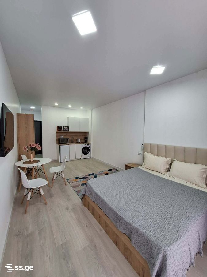 R. Nizharadze st. 5 - 1 rooms
