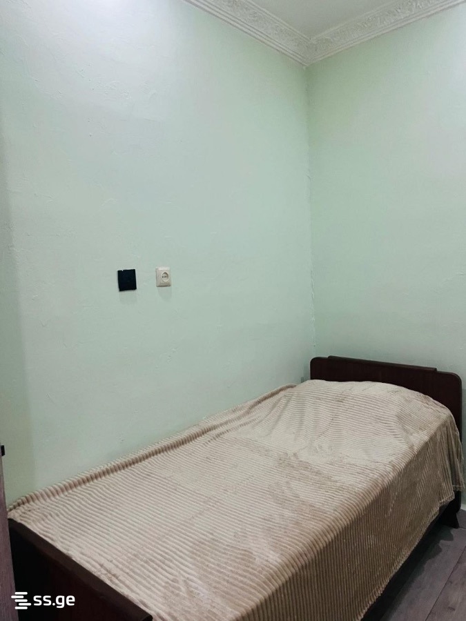 2 - 4 rooms