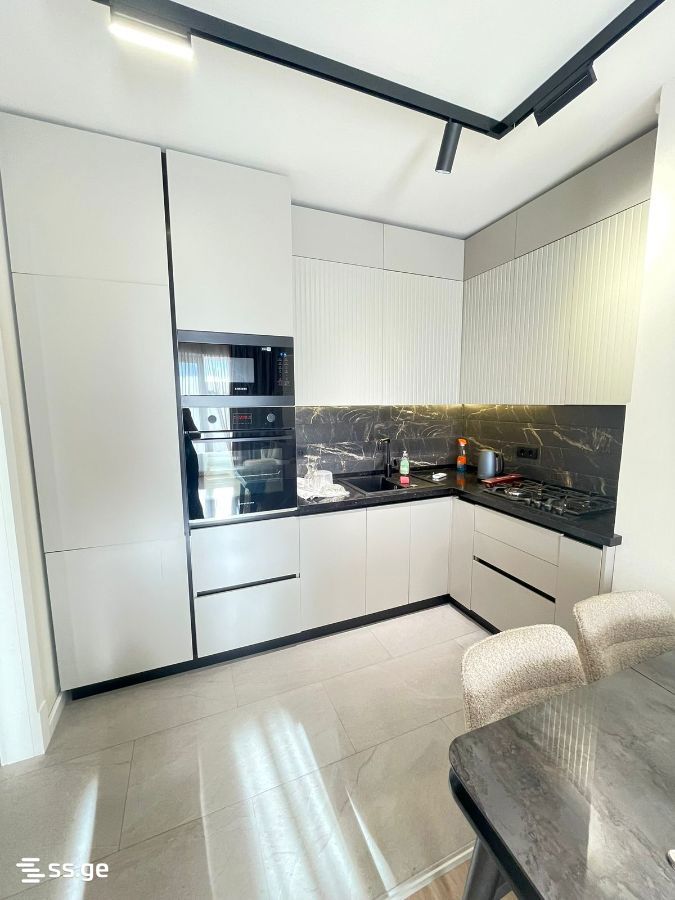 parnavaz mepe avenue 20 - 3 rooms