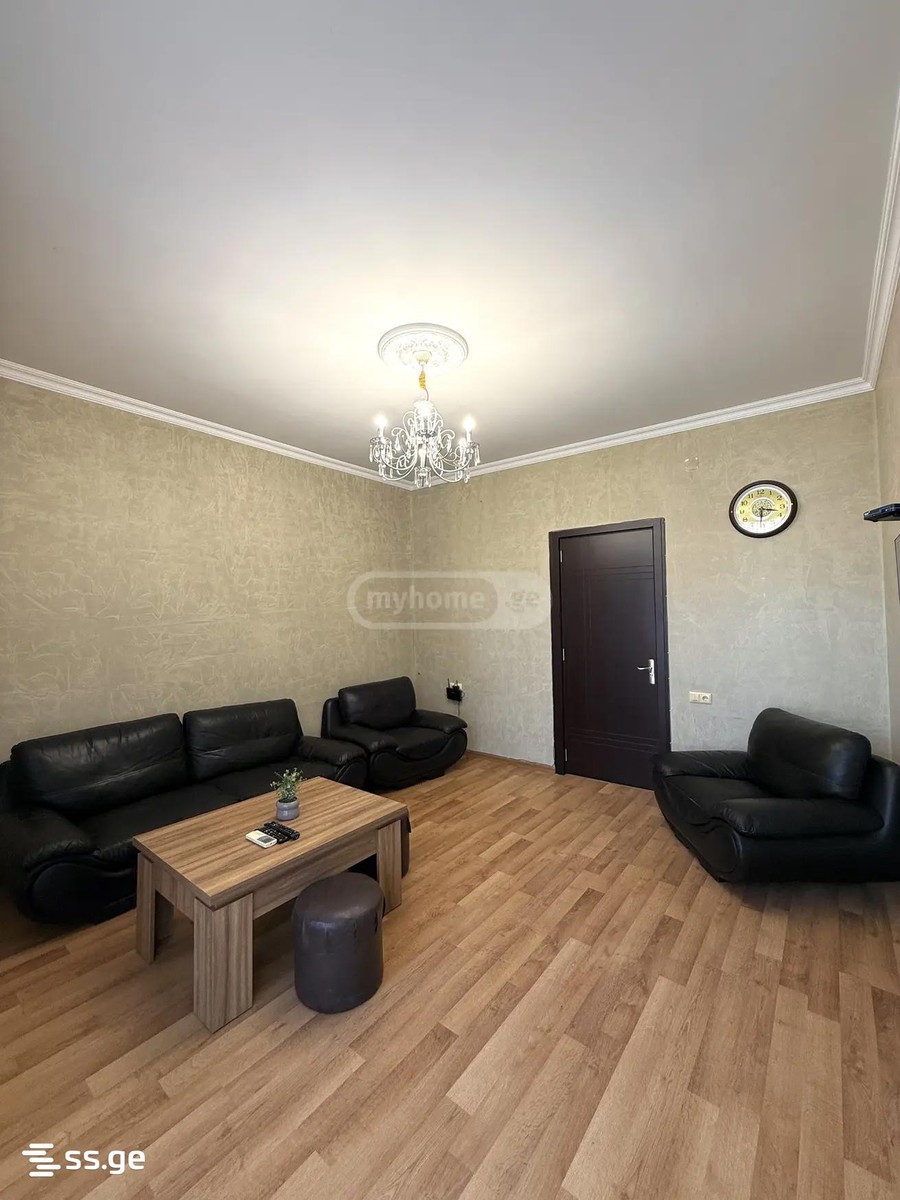 M. Lermontov Street 103 - 3 rooms